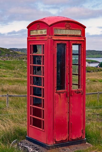 #24 - Roger (Grisly) - Phone Box - 15̊ 3points