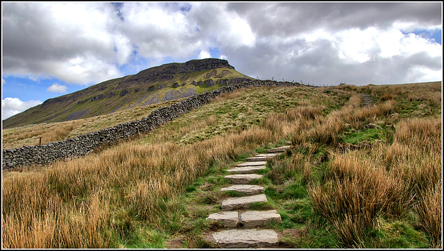 Pen-y-ghent...........HWW