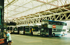 Coaches lined up at Victoria Coach Station, London – 8 Jun 2000 (438-07)