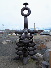 Art métallique ou totem inuit