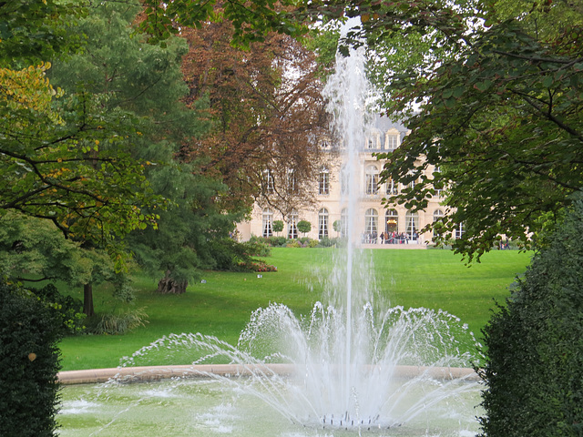 Jardin de l'Elysée, 2