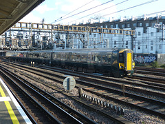 387145 passing Royal Oak - 6 March 2020