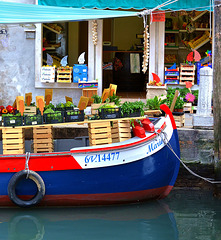 ... étal flottant ... (Venise)