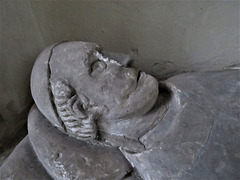 c14 tomb with effigy of priest, ickham church, kent (8)