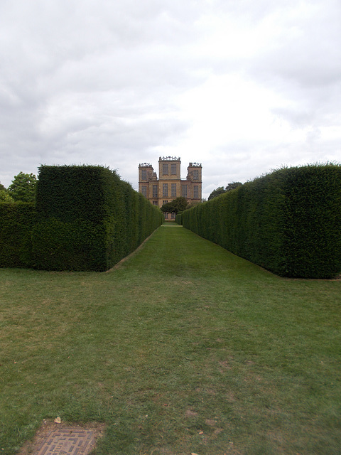 bhh[25] - Hall from the south