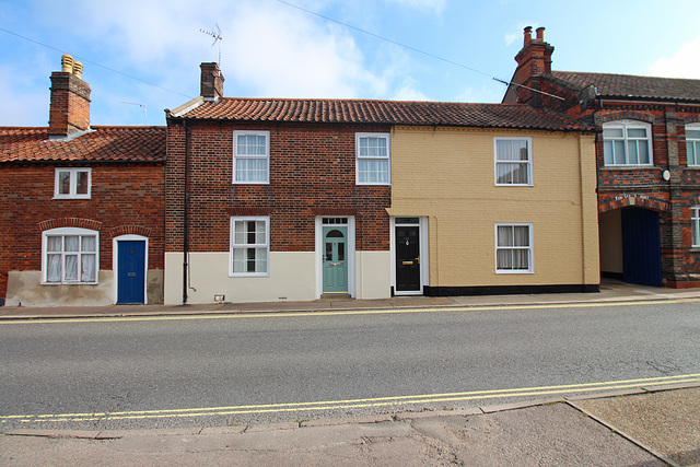 Nos.24 & 26 (even), Chaucer Street, Bungay, Suffolk