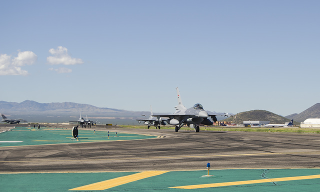 Iraqi Air Force F-16C Fighting Falcons