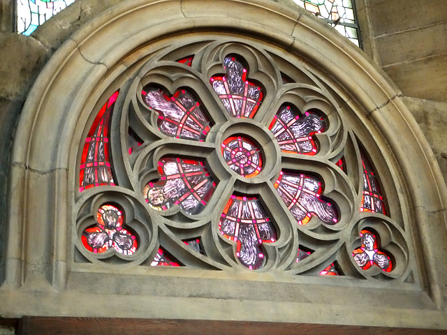 Glasfenster im Erfurter Dom. ©UdoSm