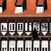 Fenster und Dächer am Markt