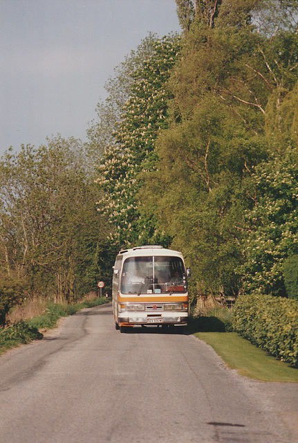 Suffolk County Council RGV 690W between Barton Mills and Mildenhall - 21 May 1991