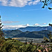 Blick hinab ins Etschtal, auf den Kalterer See und Tramin