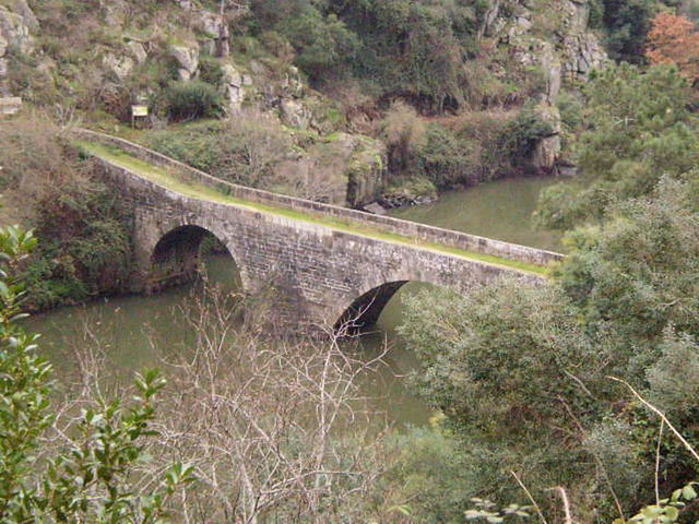 Philippine bridge (1610).