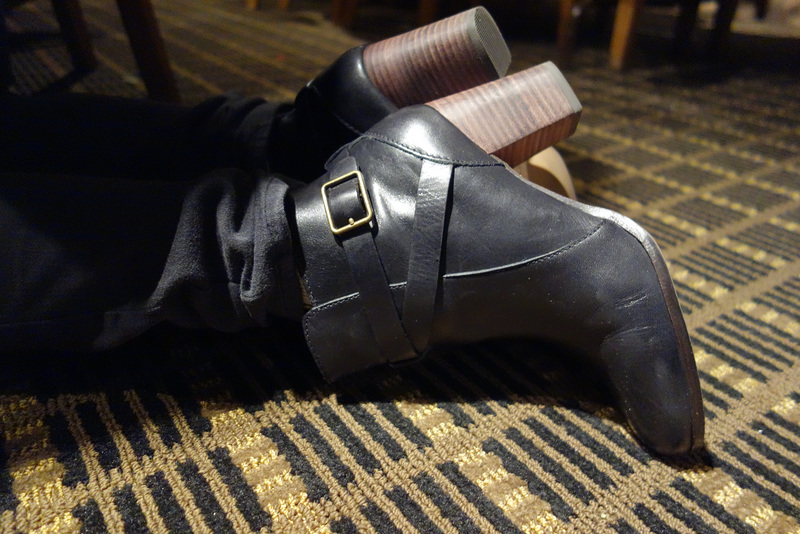 cole haan boots (F)