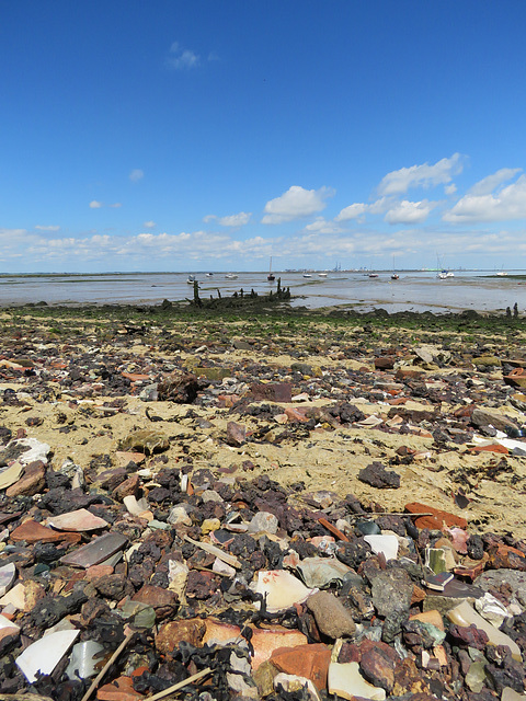 pottery beach, river medway, lower halstow, kent (1)