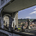 auf der Mantelbrücke Schloss Krumau ... P.i.P.  (© Buelipix)