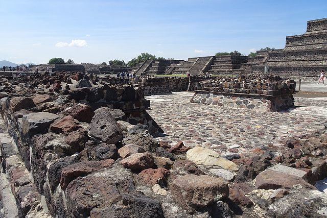 Piramides De Teotihuacan