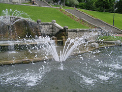Jets d'eau au Parc Jouvet à Valence (26)************