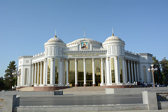 Ashgabat, Magtymguly National Music and Drama Theater