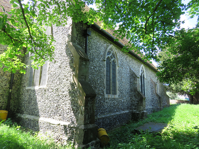 bobbing church, kent , c14 north chapel and aisle