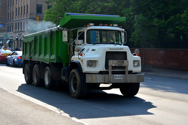 Canada 2016 – Toronto – Mack truck