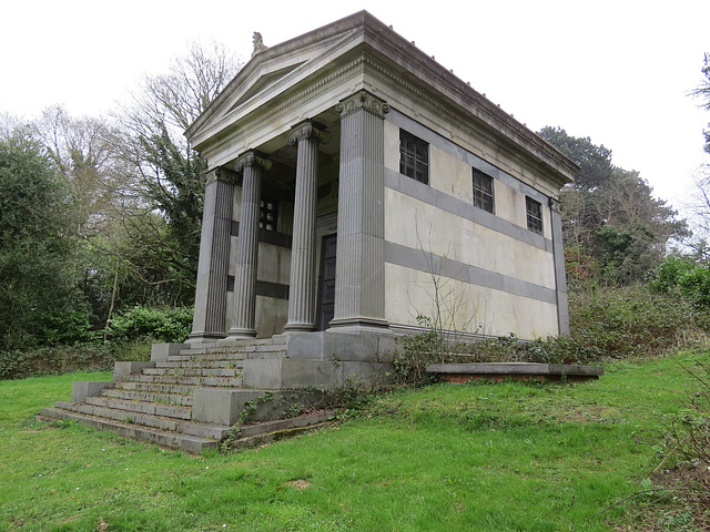 st pancras and islington cemetery, east finchley, london