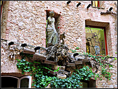 Museo Dalí, 25