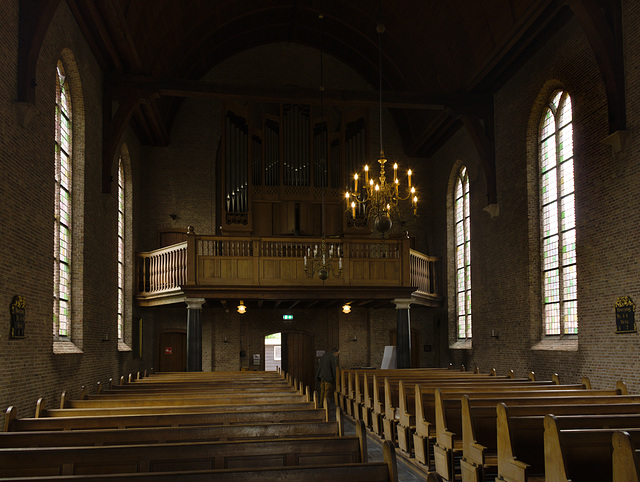 Ginniken - Hervormde Sint Laurentiuskerk