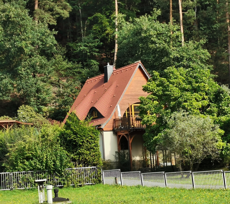 Romantisches Haus im Elbtal