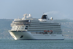 Viking Sky leaving Portsmouth (1) - 22 April 2018