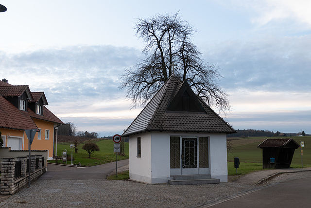 Loch, Dorfkapelle (PiP)