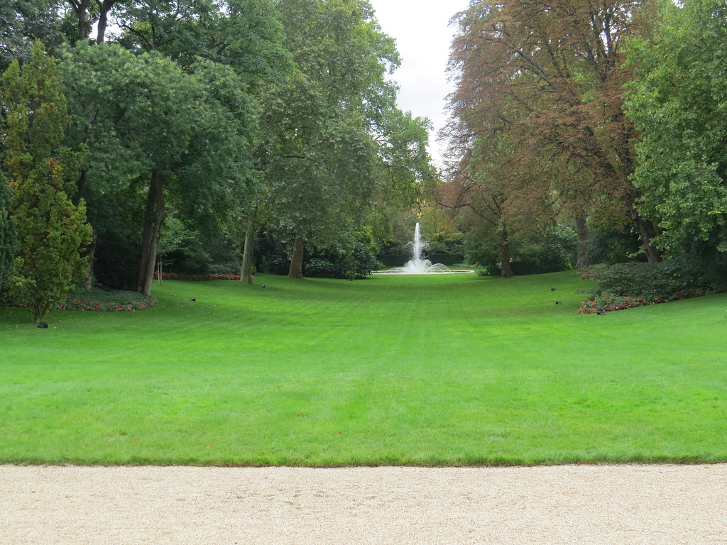 Jardin de l'Elysée : depuis le perron.