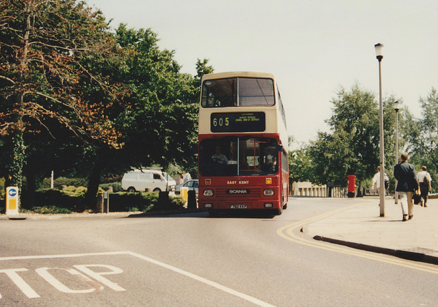 East Kent 7782 (F782 KKP) at the University of Kent – 30 Jun 1995 (274-15) East Kent 7782 (F782 KKP) at the University of Kent – 30 Jun 1995 (274-15)