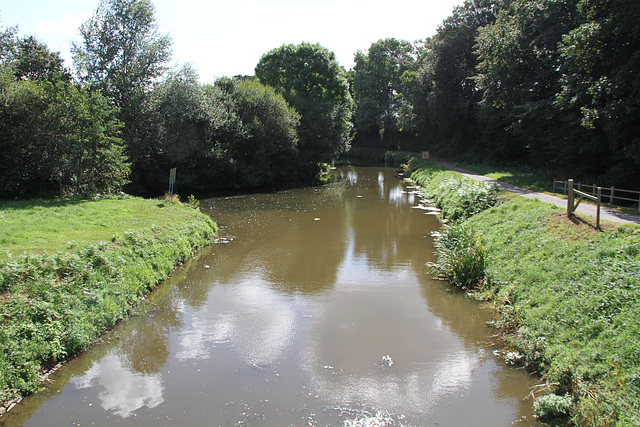 Canal de Nantes à Brest