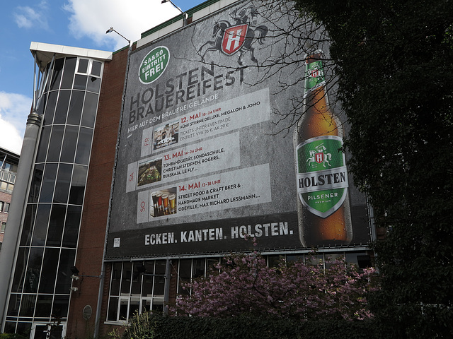 Holsten Brauerei, Eingang