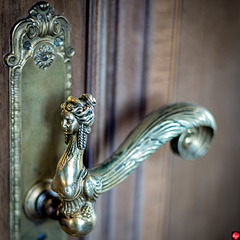 Schwere Messing Türklinke in der Villa Hügel