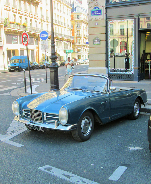 Facel Vega.