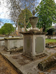 st john's church, hackney, london, c19 flaming urn tomb of rev. jelinger symons +1810 (2)