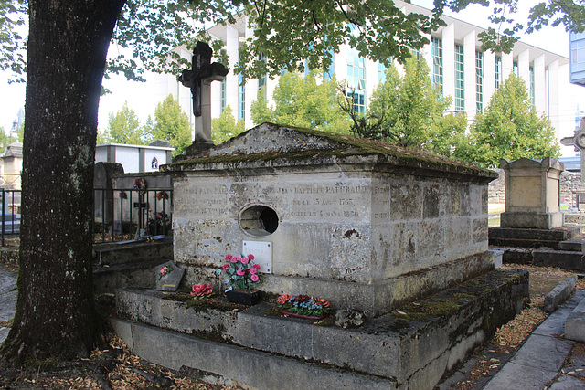 C19 tomb