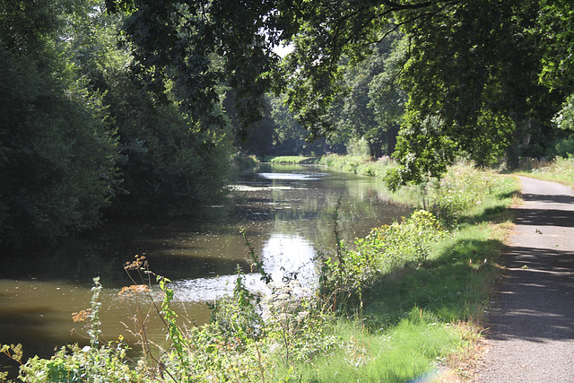 Canal de Nantes à Brest