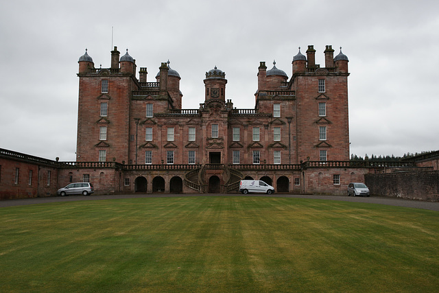 Drumlanrig Castle