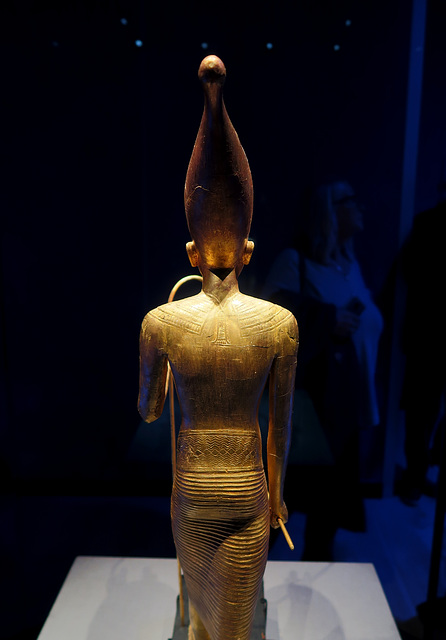 Tutankhamun, standing statuette