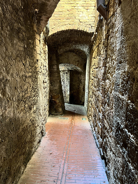 San Gimignano 2024 – Alley