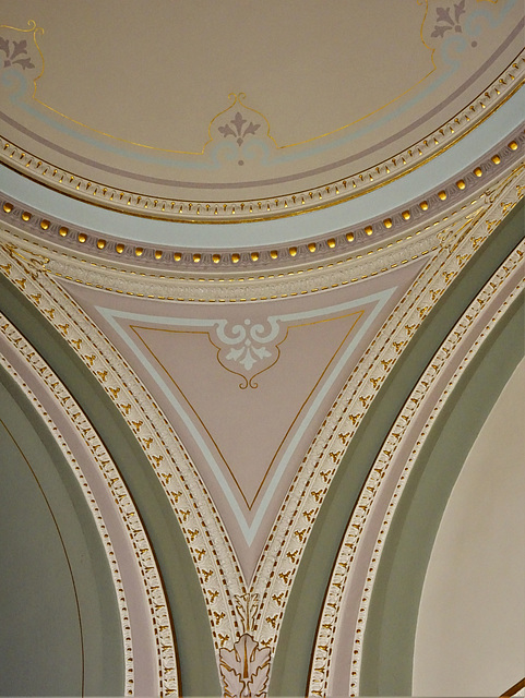Cake decoration or parliamentary decor?