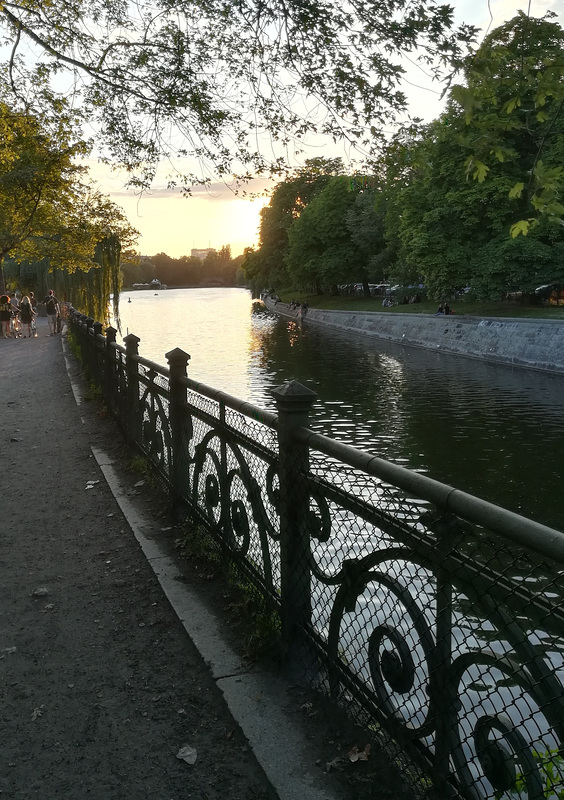 HFF - Landwehrkanal Berlin-Kreuzberg