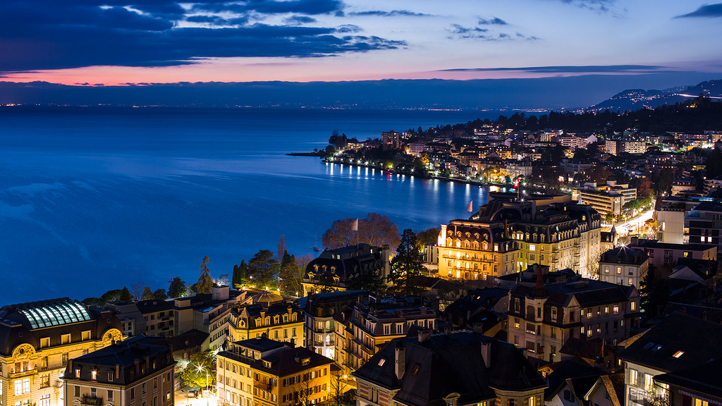 121130 Montreux nuit B