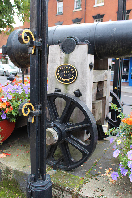 War Memorial, Chapelgate, Retford, Nottinghamshire