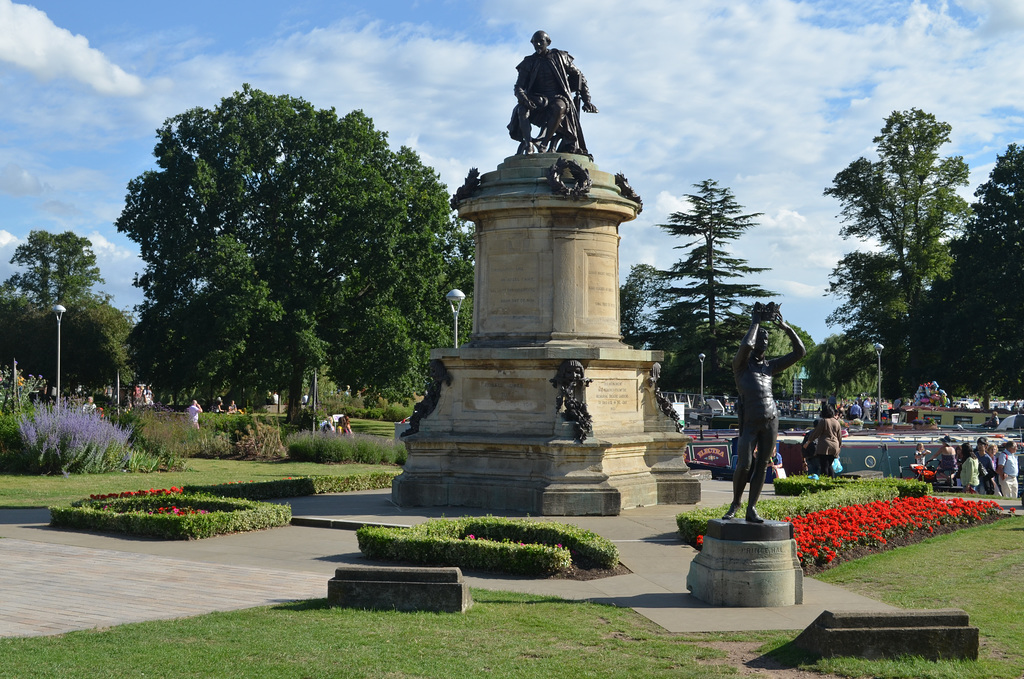 Stratford-upon-Avon, The Monument to Shakespeare and His Heroes (Prince Hal)