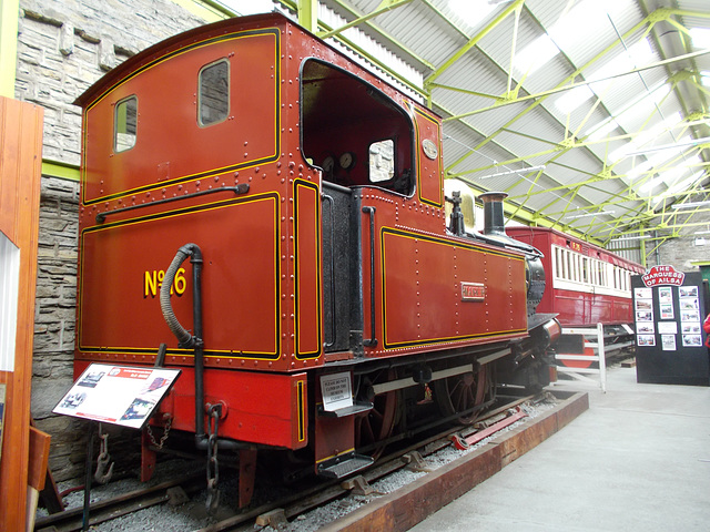 IoM[1] - rear of No.6 "Peveril"