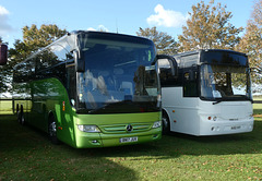 Coaches at Newmarket Racecourse - 14 Oct 2023 (P1160735)