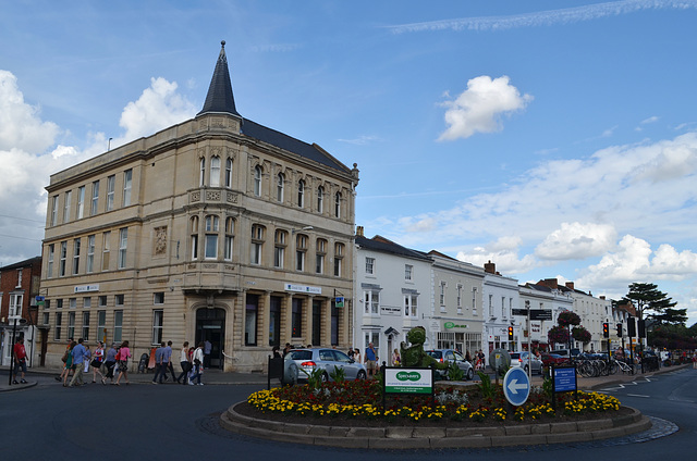 Stratford-upon-Avon, Five Street Circle Crossroad